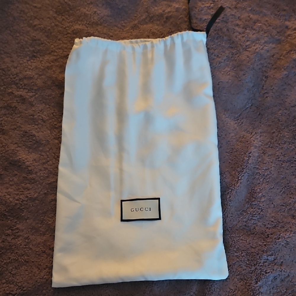 Gucci White Dust Bag with Logo